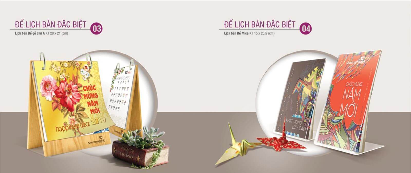 Mẫu lịch để bàn đế gỗ
