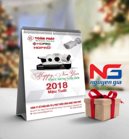 Hình ảnh cho bài viết Doanh nghiệp nên lựa chọn in lịch độc quyền hay in lịch tết theo phôi?