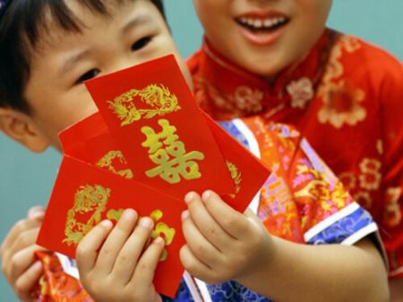 Hình ảnh cho bài viết Tại sao phải lì xì bằng bao lì xì đỏ?