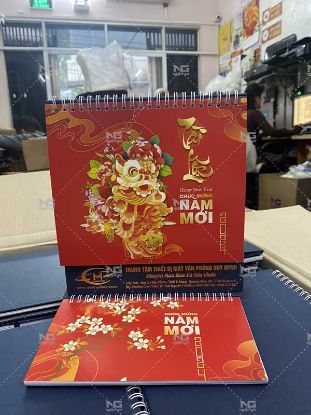 Hình ảnh của Mẫu lịch bàn theo phôi có sẵn đẹp