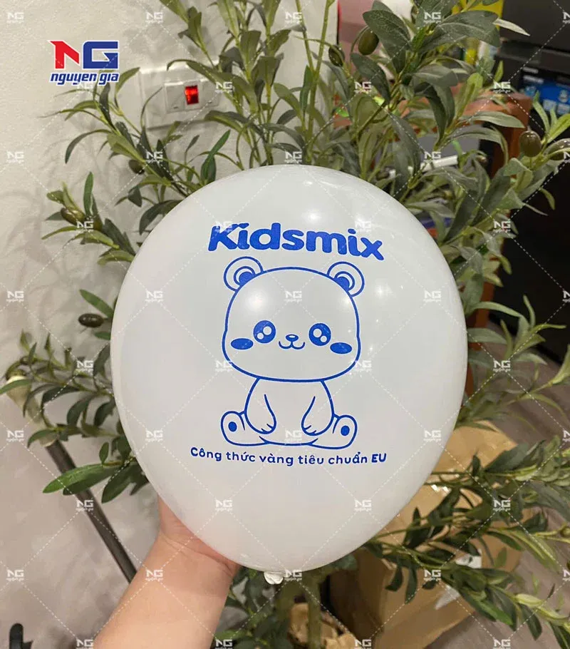 mẫu bóng bay Kidsmax màu trắng