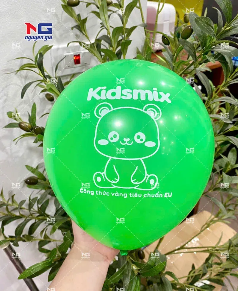 mẫu bóng bay Kidsmax màu xanh lá