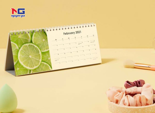 mẫu lịch bàn đẹp 2024