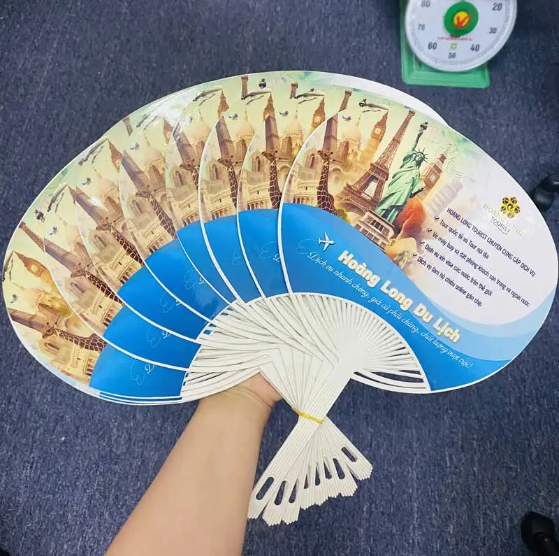 in quạt nhựa theo yêu cầu