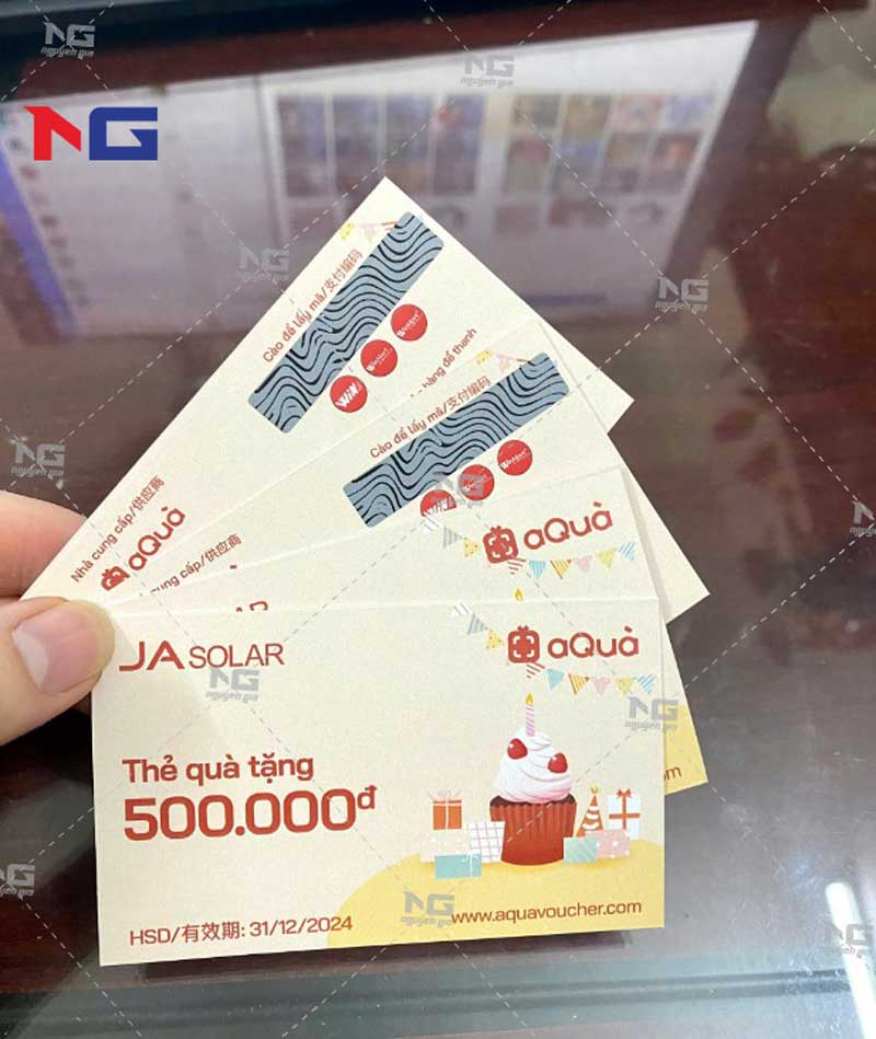 mẫu thẻ cào thực tế đã làm cho khách hàng