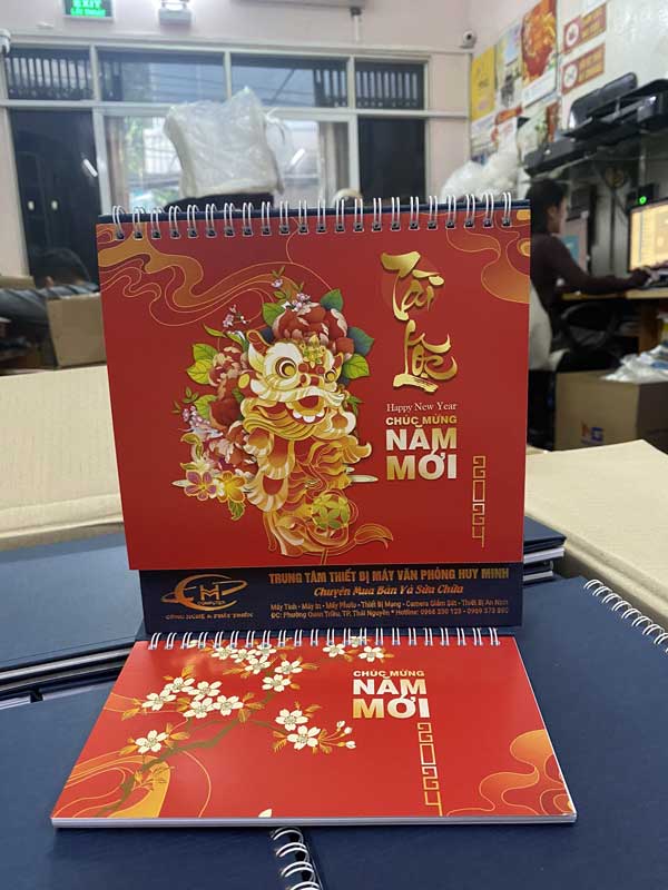 mẫu lịch bàn thực tế
