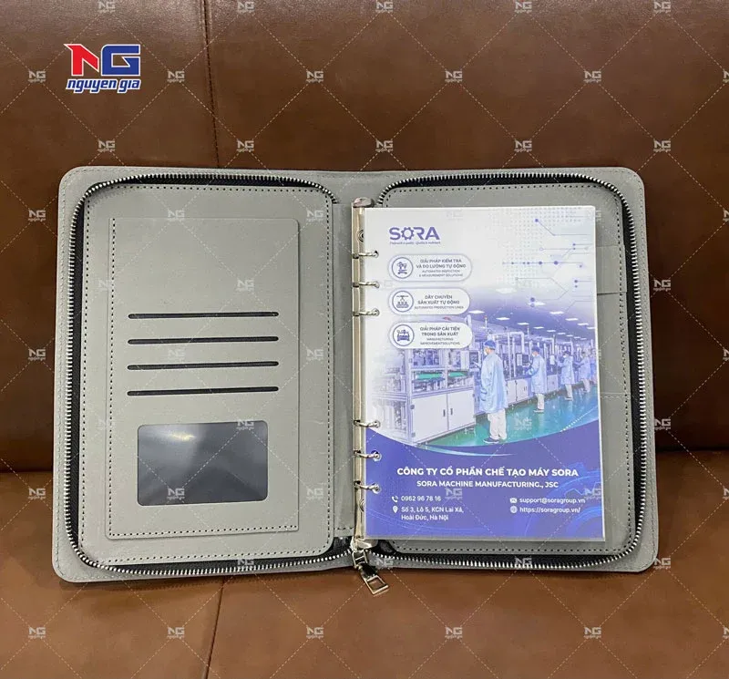 mẫu ruột bên trong sổ 